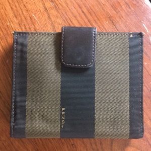 - Vintage FENDI wallet in great condition